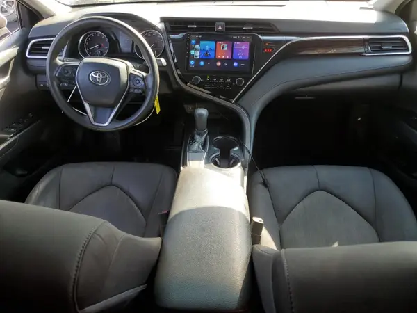 4T1B11HK8JU564518 2018 TOYOTA CAMRY - Image 8