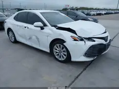 4T1B11HK8JU565359 2018 TOYOTA CAMRY