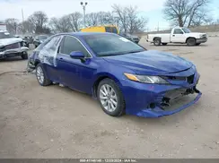 4T1B11HK8JU565863 2018 TOYOTA CAMRY