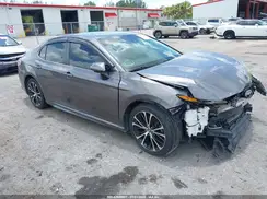 4T1B11HK8JU569749 2018 TOYOTA CAMRY