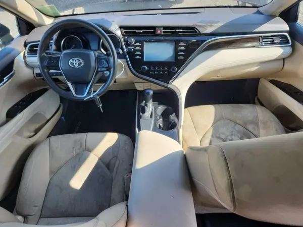 4T1B11HK8JU572196 2018 TOYOTA CAMRY - Image 8