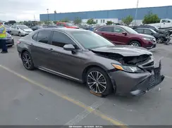 4T1B11HK8JU574935 2018 TOYOTA CAMRY