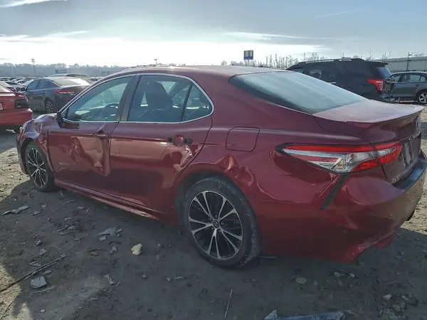 4T1B11HK8JU578287 2018 TOYOTA CAMRY - Image 2