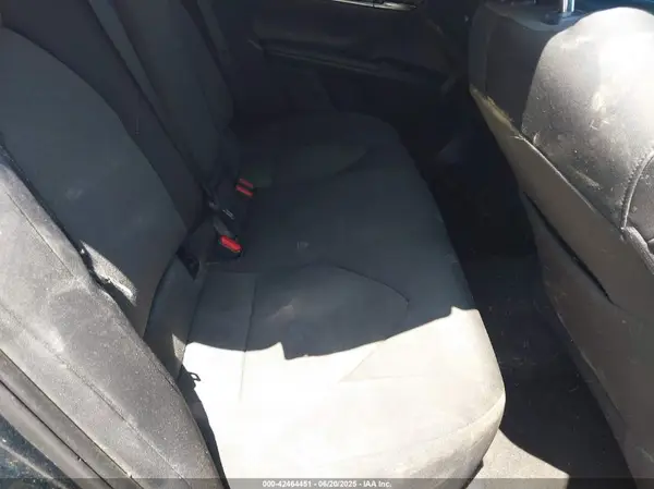 4T1B11HK8JU581254 2018 TOYOTA CAMRY - Image 8
