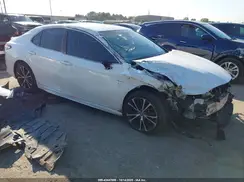 4T1B11HK8JU581416 2018 TOYOTA CAMRY