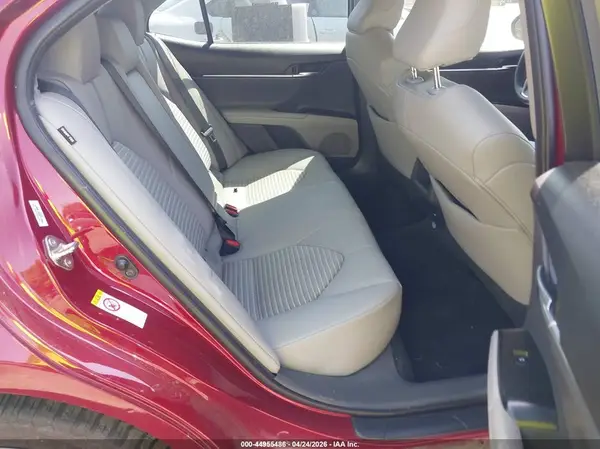 4T1B11HK8JU582386 2018 TOYOTA CAMRY - Image 8