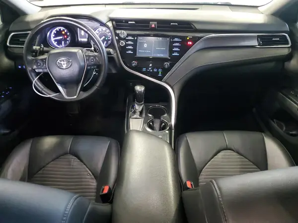 4T1B11HK8JU587197 2018 TOYOTA CAMRY - Image 8