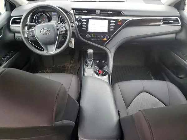 4T1B11HK8JU587250 2018 TOYOTA CAMRY - Image 8