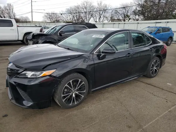 4T1B11HK8JU589080 2018 TOYOTA CAMRY - Image 1