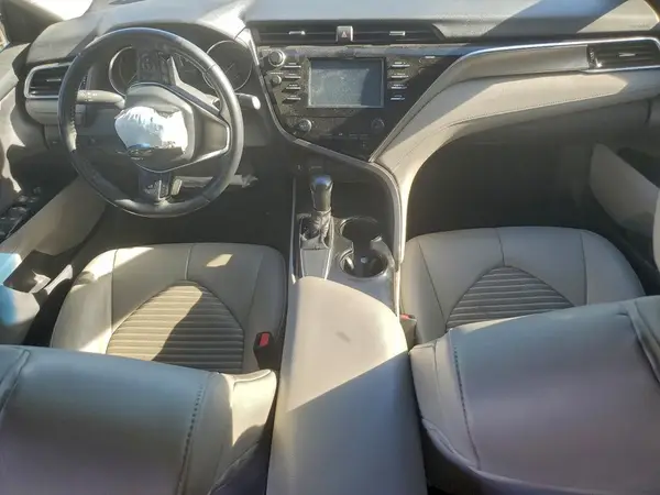 4T1B11HK8JU589712 2018 TOYOTA CAMRY - Image 8