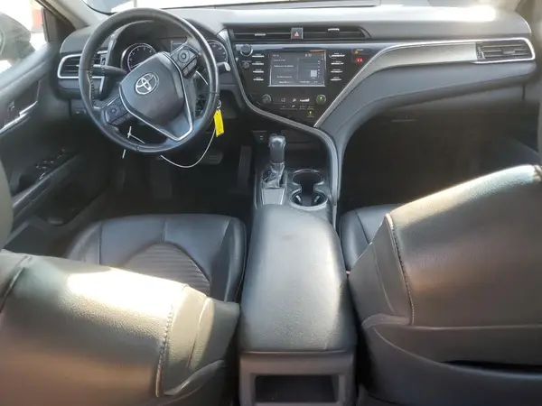 4T1B11HK8JU592528 2018 TOYOTA CAMRY - Image 8