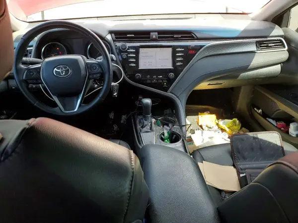 4T1B11HK8JU593050 2018 TOYOTA CAMRY - Image 8