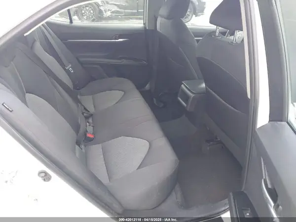 4T1B11HK8JU594747 2018 TOYOTA CAMRY - Image 8