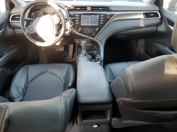 4T1B11HK8JU595025 2018 TOYOTA CAMRY - Image 8