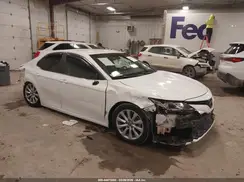 4T1B11HK8JU595851 2018 TOYOTA CAMRY