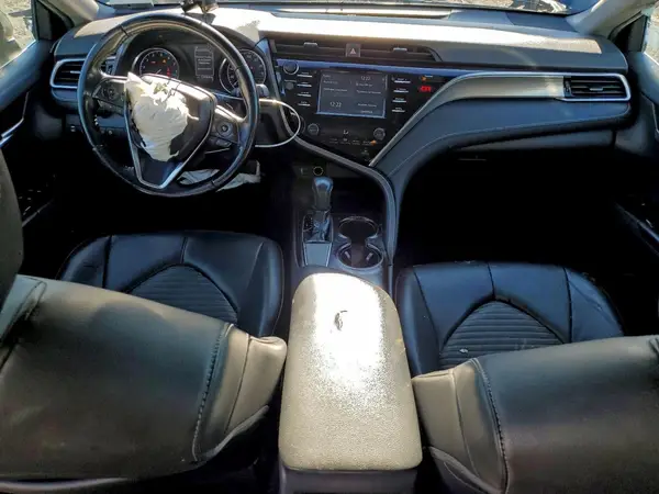 4T1B11HK8JU598636 2018 TOYOTA CAMRY - Image 8