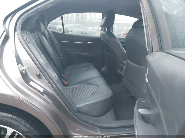 4T1B11HK8JU599088 2018 TOYOTA CAMRY - Image 8