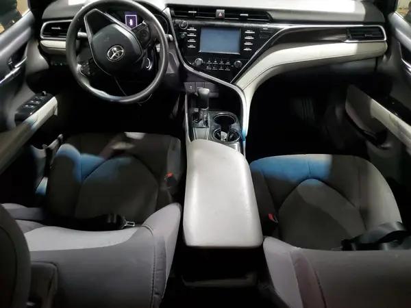 4T1B11HK8JU600028 2018 TOYOTA CAMRY - Image 8