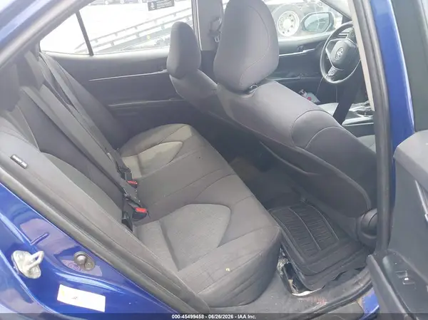 4T1B11HK8JU604712 2018 TOYOTA CAMRY - Image 8