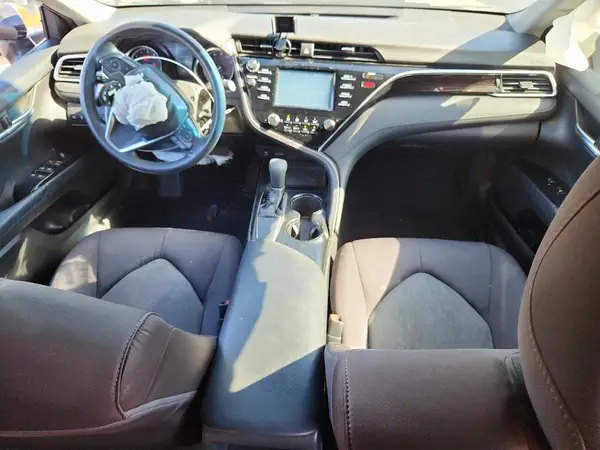 4T1B11HK8JU605665 2018 TOYOTA CAMRY - Image 8
