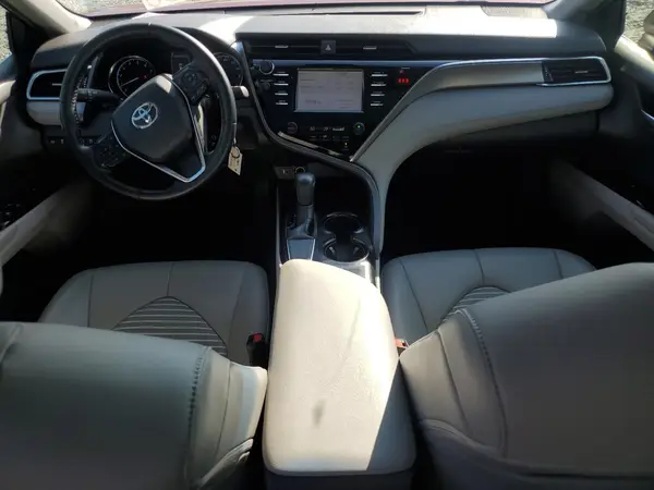 4T1B11HK8JU609117 2018 TOYOTA CAMRY - Image 8