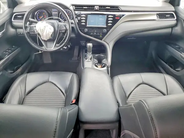 4T1B11HK8JU612647 2018 TOYOTA CAMRY - Image 8