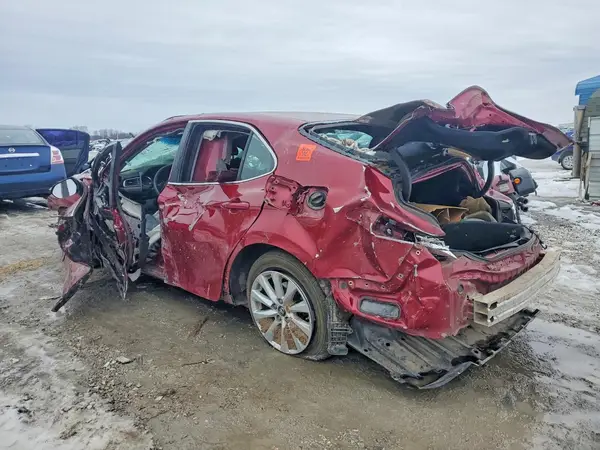 4T1B11HK8JU612809 2018 TOYOTA CAMRY - Image 2