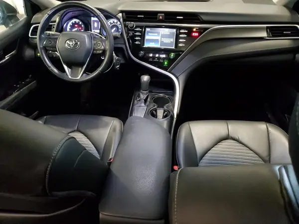 4T1B11HK8JU612843 2018 TOYOTA CAMRY - Image 8