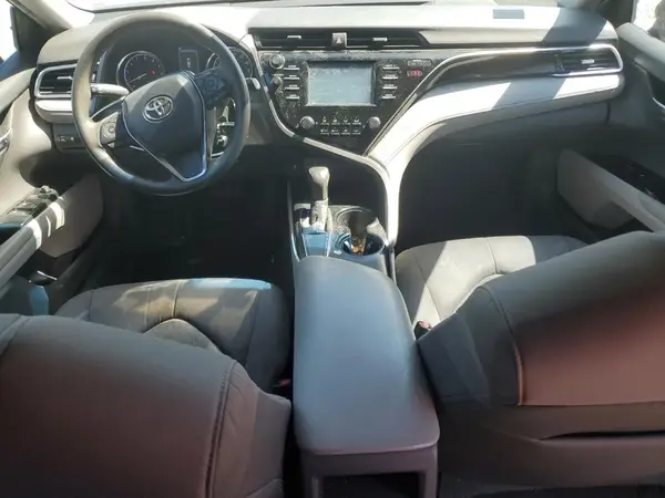 4T1B11HK8JU615080 2018 TOYOTA CAMRY - Image 8