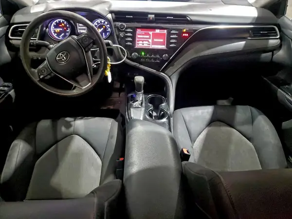 4T1B11HK8JU615421 2018 TOYOTA CAMRY - Image 8
