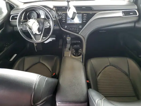 4T1B11HK8JU617637 2018 TOYOTA CAMRY - Image 8