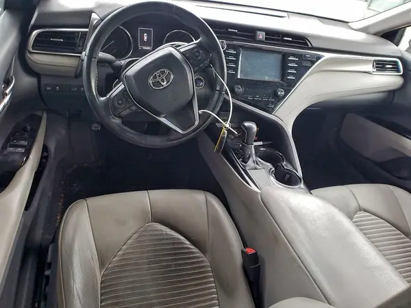 4T1B11HK8JU619825 2018 TOYOTA CAMRY - Image 8