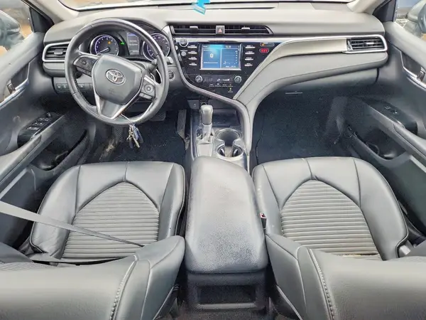 4T1B11HK8JU624975 2018 TOYOTA CAMRY - Image 8