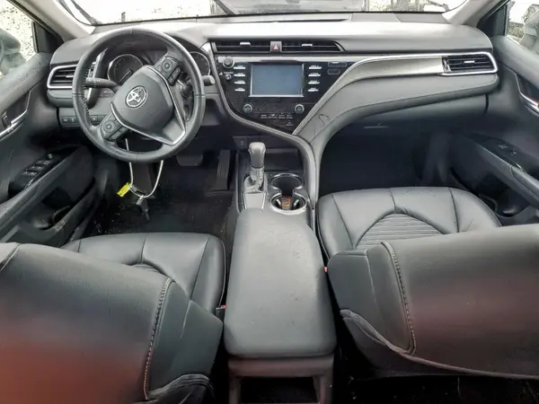 4T1B11HK8JU627276 2018 TOYOTA CAMRY - Image 8