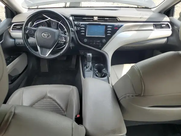 4T1B11HK8JU629111 2018 TOYOTA CAMRY - Image 8