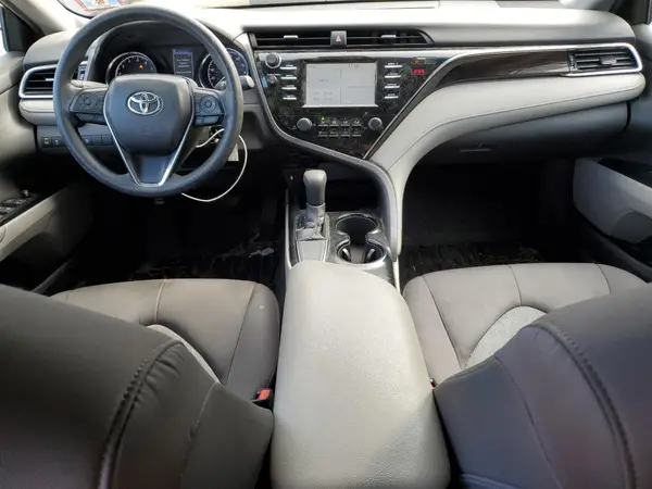 4T1B11HK8JU637984 2018 TOYOTA CAMRY - Image 8