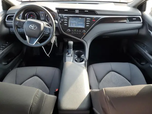 4T1B11HK8JU641002 2018 TOYOTA CAMRY - Image 8