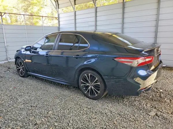 4T1B11HK8JU642585 2018 TOYOTA CAMRY - Image 2