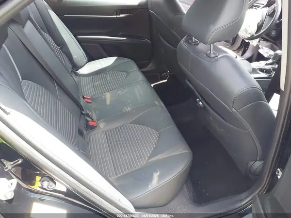4T1B11HK8JU661329 2018 TOYOTA CAMRY - Image 8
