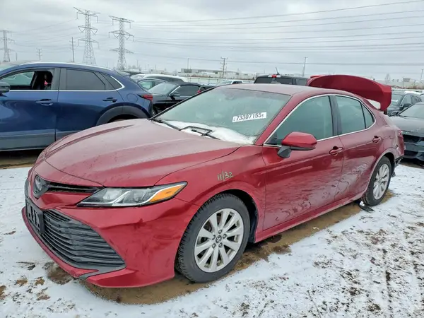 4T1B11HK8JU663369 2018 TOYOTA CAMRY - Image 1