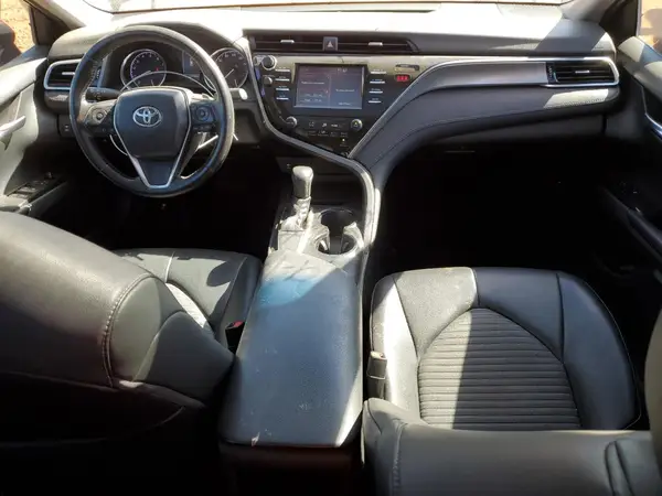 4T1B11HK8JU667437 2018 TOYOTA CAMRY - Image 8