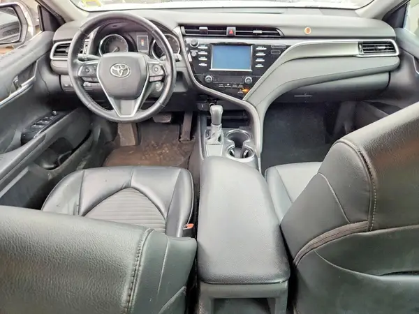 4T1B11HK8JU667602 2018 TOYOTA CAMRY - Image 8