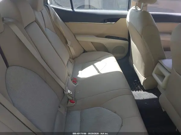 4T1B11HK8JU667969 2018 TOYOTA CAMRY - Image 8