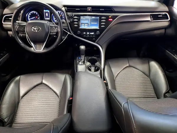 4T1B11HK8JU673934 2018 TOYOTA CAMRY - Image 8