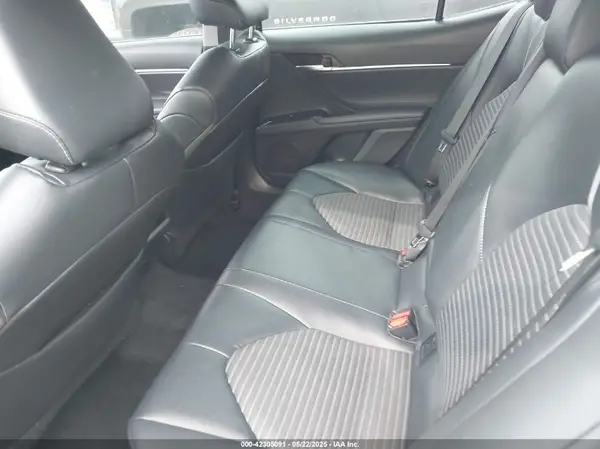 4T1B11HK8JU674775 2018 TOYOTA CAMRY - Image 8