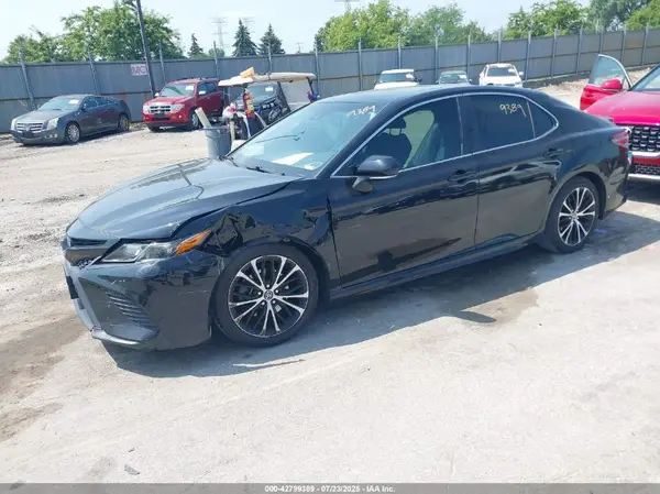 4T1B11HK8KU163651 2019 TOYOTA CAMRY - Image 2