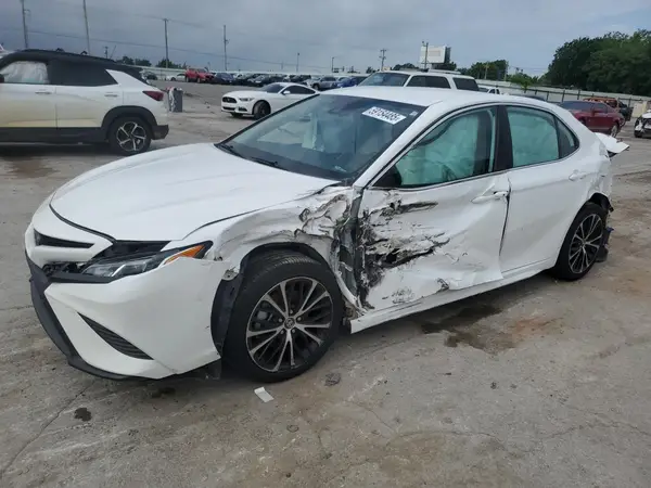 4T1B11HK8KU163939 2019 TOYOTA CAMRY - Image 1