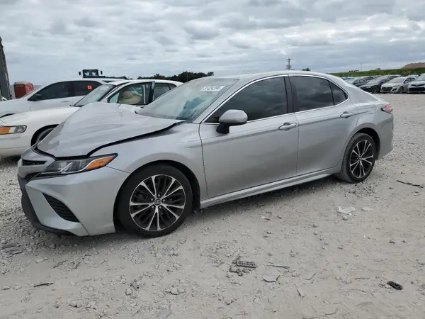 4T1B11HK8KU166713 2019 TOYOTA CAMRY - Image 1