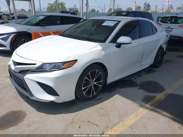 4T1B11HK8KU168154 2019 TOYOTA CAMRY - Image 2