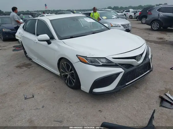 4T1B11HK8KU170082 2019 TOYOTA CAMRY